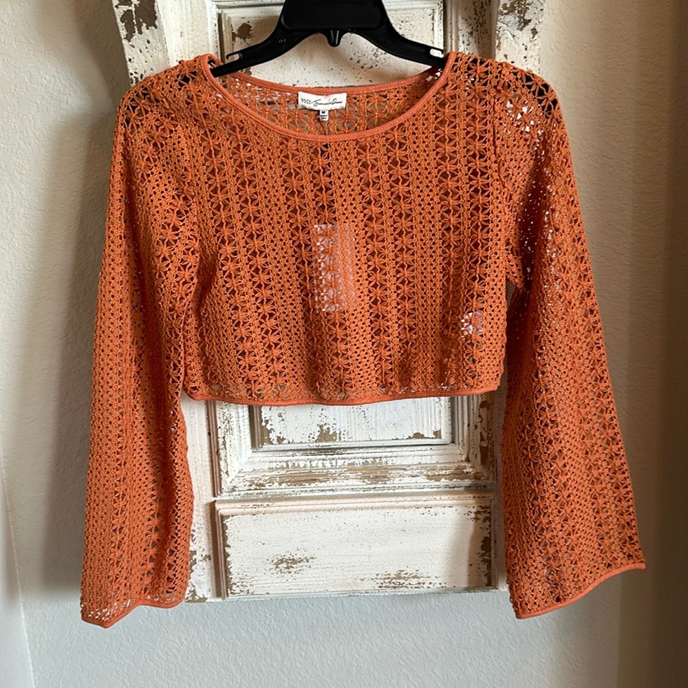 Crop top